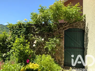 Maison de village à Saint-Barthélemy-le-Meil (07160)