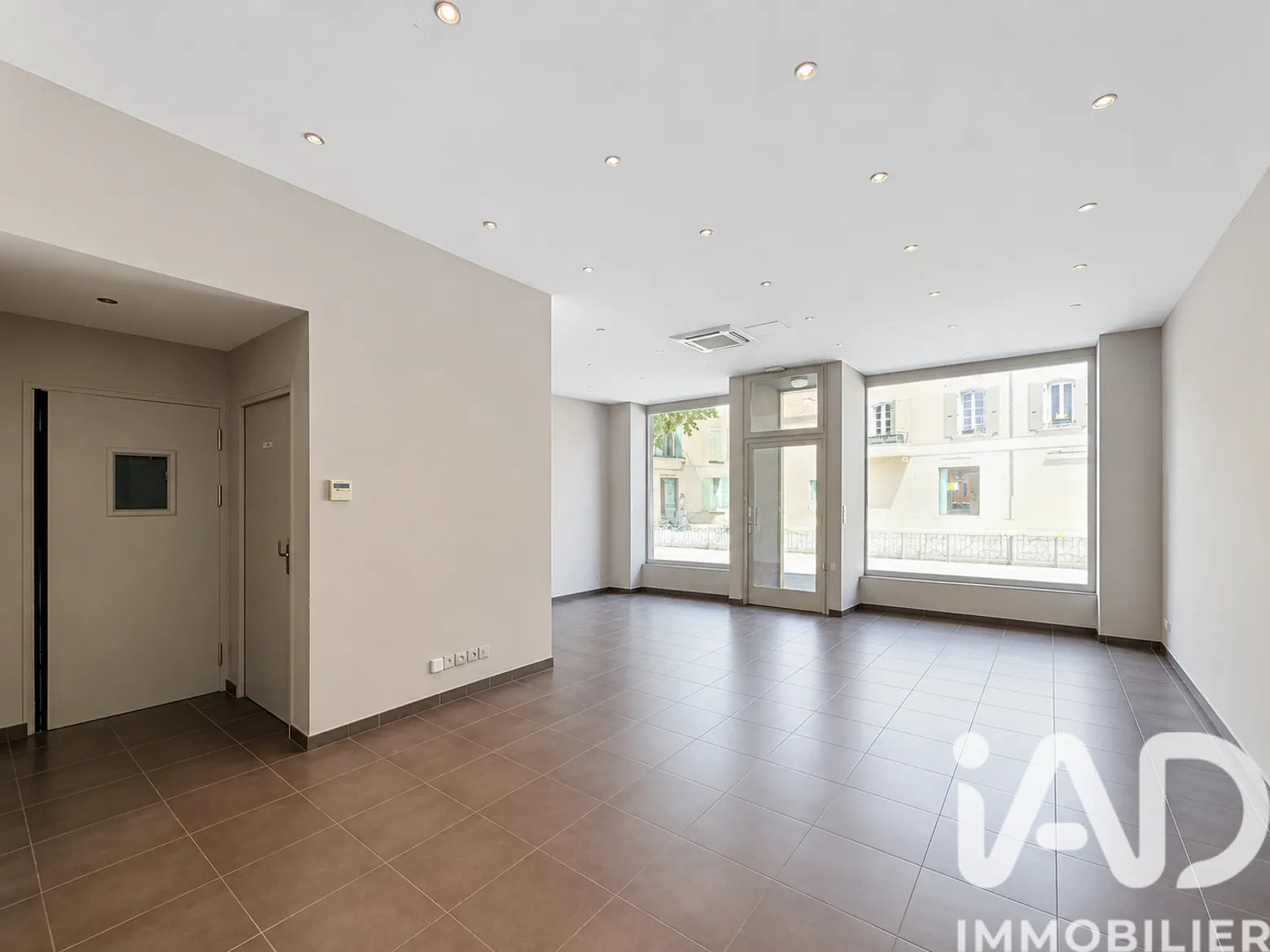 Vente immeuble 216 m² à Tulette (26790) - 2029433 — 2