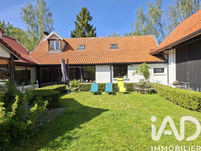 Maison 6 pièces 269 m² · à Lestrem · 268,5 m² · 484 000 €