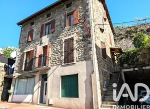 Apartment in Saint-Martin-de-Valamas (07310)