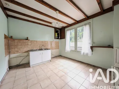 Apartment in Saint-Martin-de-Valamas (07310)