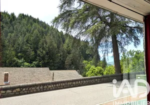 Apartment in Saint-Martin-de-Valamas (07310)