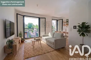Apartment in Montrouge (92120)