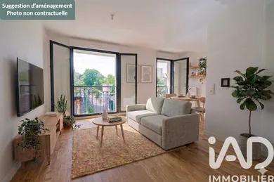 Apartment in Montrouge (92120)