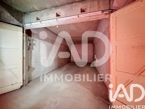 Garage à Maisons-Laffitte (78600)