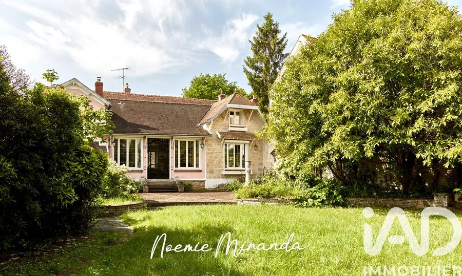 Maison de village à Jouy-le-Moutier (95280) photo 3