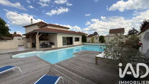 Traditional house in Riorges (42153)