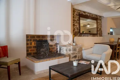 Maison de village à Grimaud (83310)