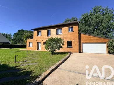 House in Bullion (78830)