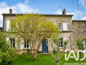 Maison de campagne à Saint-Aignan (33126)