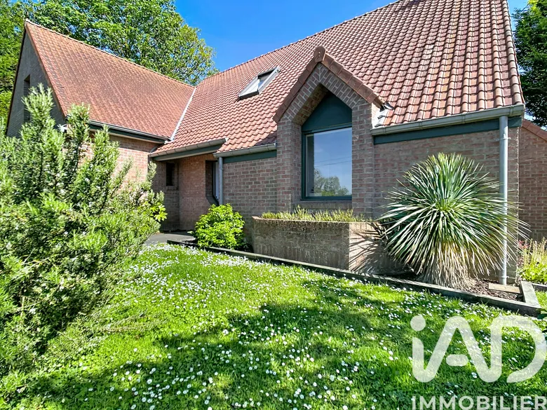Maison 9 pièces 175 m² · à Festubert · 175 m² · 470 000 €