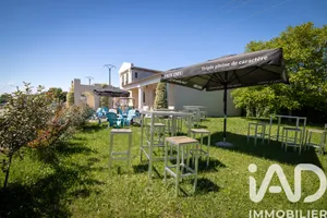 Divers Commerces à Grillon (84600)