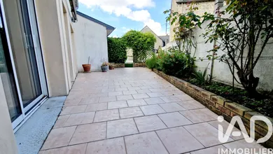 Maison traditionnelle à Louverné (53950)
