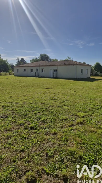 House in Castelsarrasin (82100)