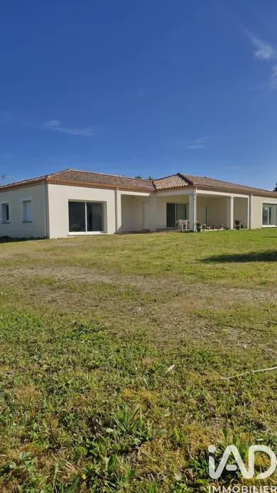 House in Castelsarrasin (82100)