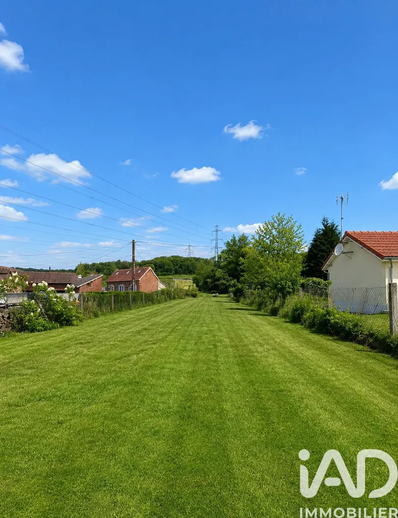 Terrain à bâtir à Thiescourt (60310) · 25 000 €