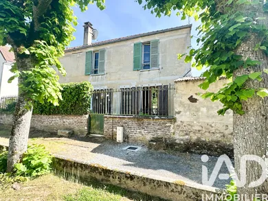 Maison à Crouy-sur-Ourcq (77840)