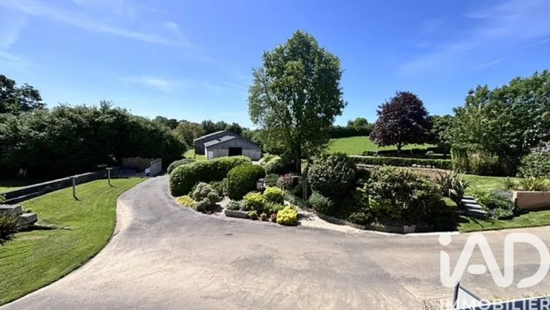 Maison 10 pièces 174 m² · à Le Cloître-Pleyben · 173,7 m² · 321 000 €