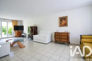 Maison à Bois-d'Arcy (78390)