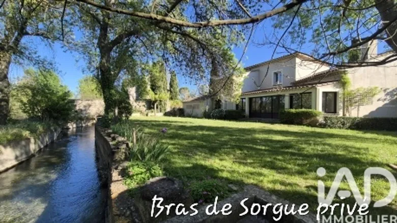 Maison 7 pièces 218 m² · à L'Isle-sur-la-Sorgue · 218 m² · 1 250 000 €