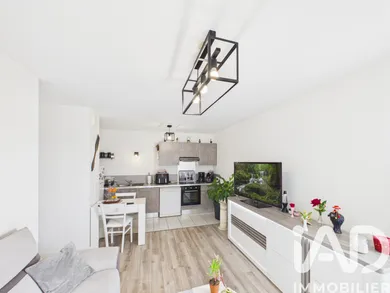 Apartment in Boussy-Saint-Antoine (91800)