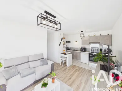 Apartment in Boussy-Saint-Antoine (91800)