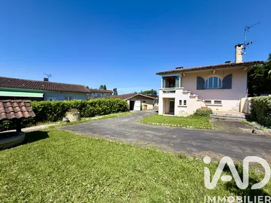 Townhouse in Auch (32000)