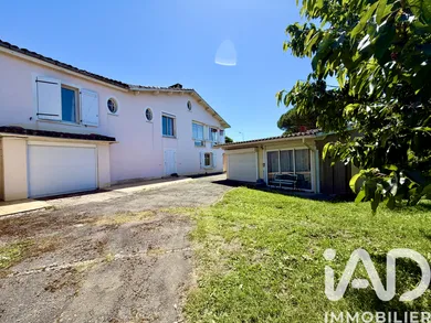 Townhouse in Auch (32000)