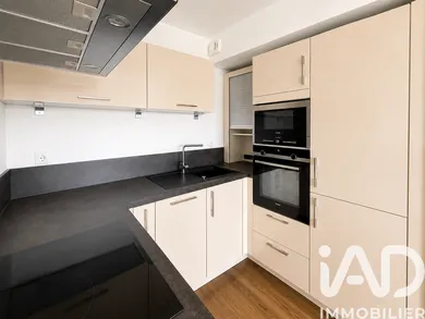 Apartment in Colombes (92700)