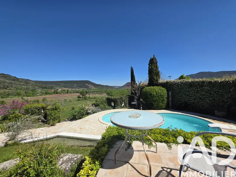 Maison 8 pièces 146 m² · à Octon · 146,4 m² · 538 000 €