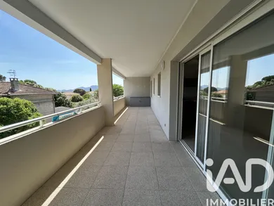 Apartment in Oraison (04700)