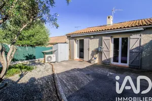 Apartment in Pierrefeu-du-Var (83390)