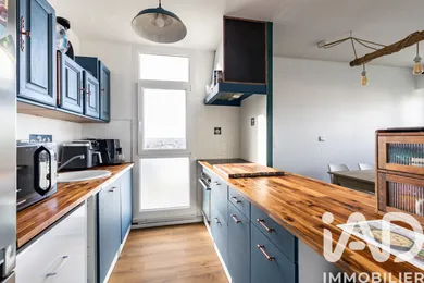 Apartment in Talence (33400)