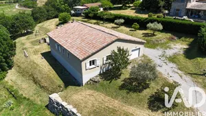 Maison traditionnelle à Prades (07380)