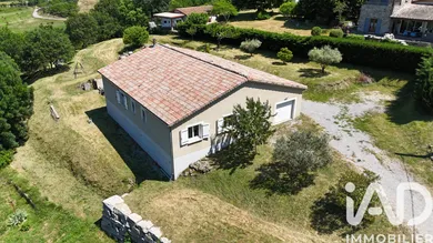 Maison traditionnelle à Prades (07380)