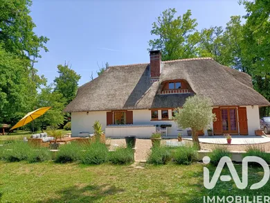 Maison à Asnières-sur-Oise (95270)