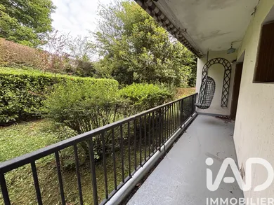 Appartement à Ville-d'Avray (92410)