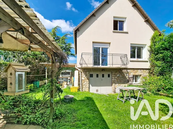 Maison familiale de 100 m² à Gometz-la-Ville