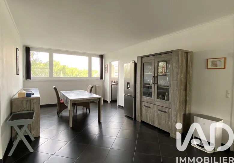 Appartement 4 pièces 117 m² · à Croix · 117 m² · 245 000 €