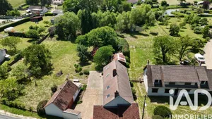 Park home in Les Bordes (45460)