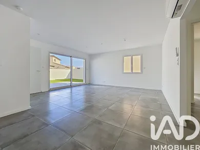 House in Sauvian (34410)