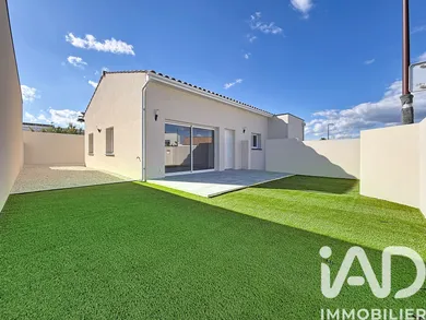 House in Sauvian (34410)