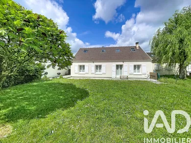 Maison à La Chapelle-la-Reine (77760)