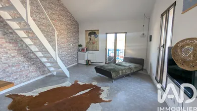 Apartment in L'Isle-sur-la-Sorgue (84800)