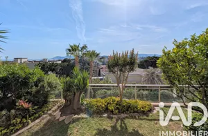 Apartment in Le Cannet (06110)