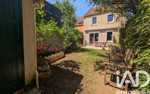 House in La Ville-du-Bois (91620)