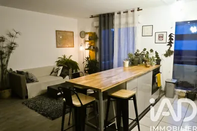 Appartement à Bordeaux (33300)