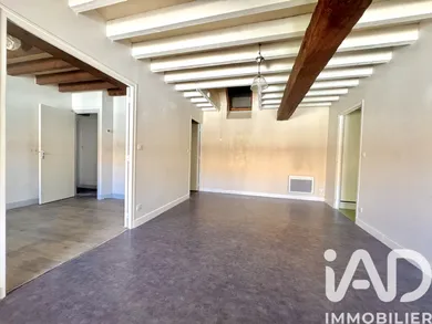 Apartment in Cosne-Cours-sur-Loire (58200)