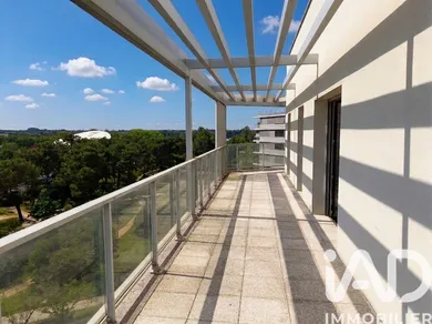 Appartement à Bordeaux (33300)