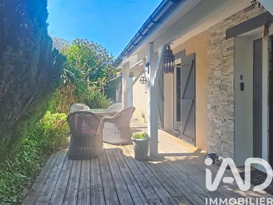 Maison traditionnelle à Artigues-près-Bordeaux (33370)